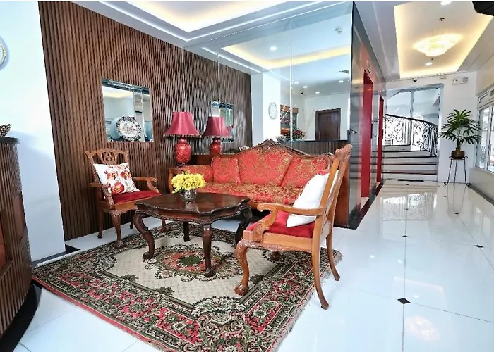 Grand Isabella Residences - Molave Apartahotel *